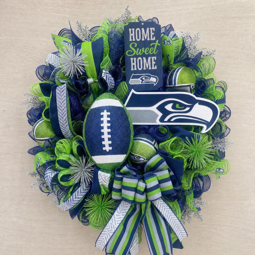 🏈Football Door Wreath – Perfect Decoration for Game Day, Tailgating & Football Season